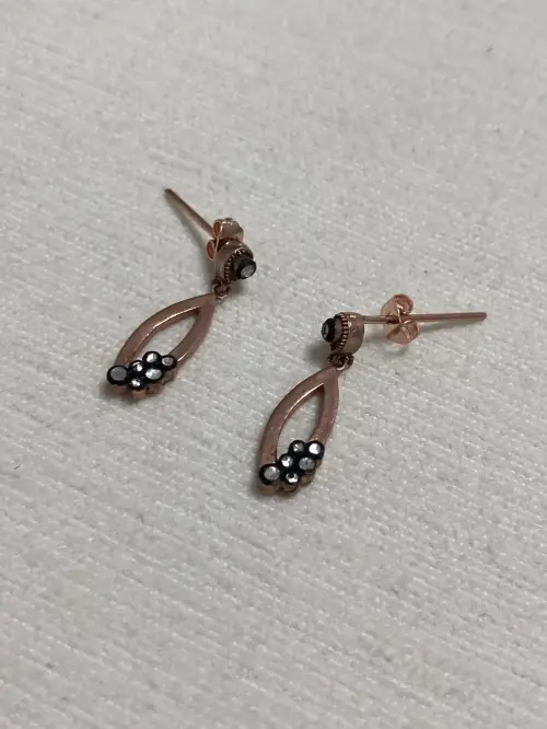 Vintage Tasarım Elmas Taşlı Küpe