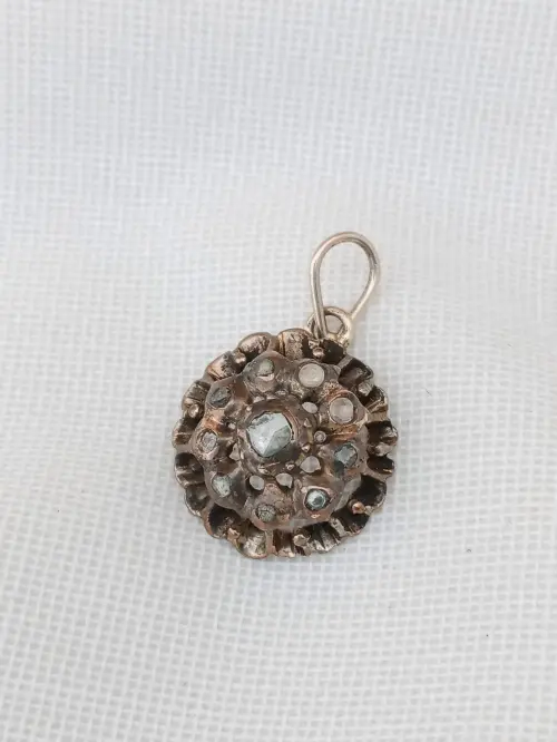 Vintage Tasarım Çiçek Model Uç