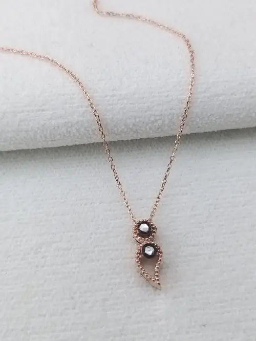 Vintage Tasarım Platin Model Elmas Taşlı Damla Model Kolye 