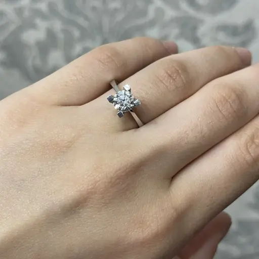 1,00 CT TEKTAŞ PIRLANTA YÜZÜK