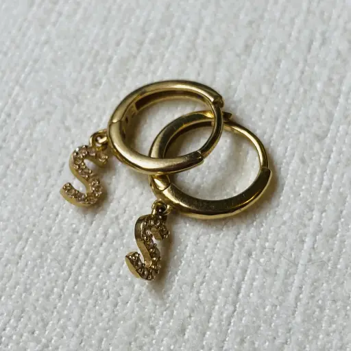 S Harf Sallantılı Küpe 