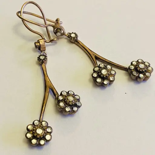 Vintage Tasarım Platin Modeli Elmas Taşlı Büyük Askı Küpe