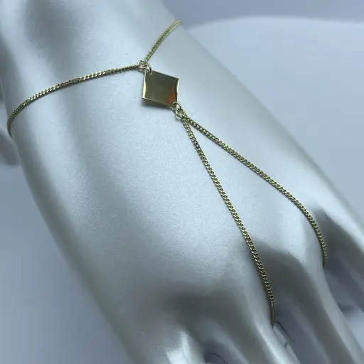 İtalyan Model Şahmeran