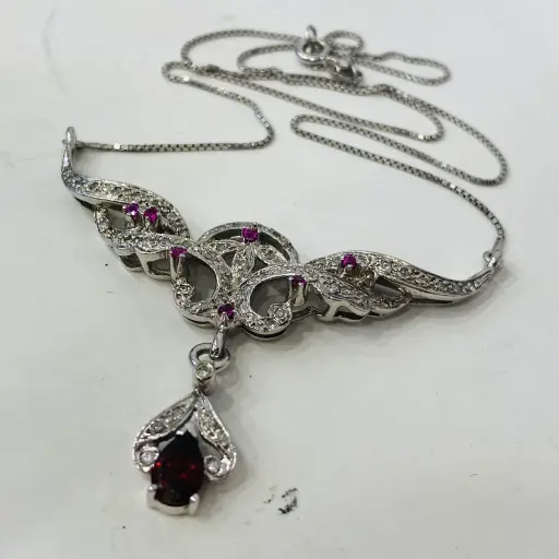 Pırlanta Yakut ve Garnet Taşlı Platin Modeli Gerdanlık 