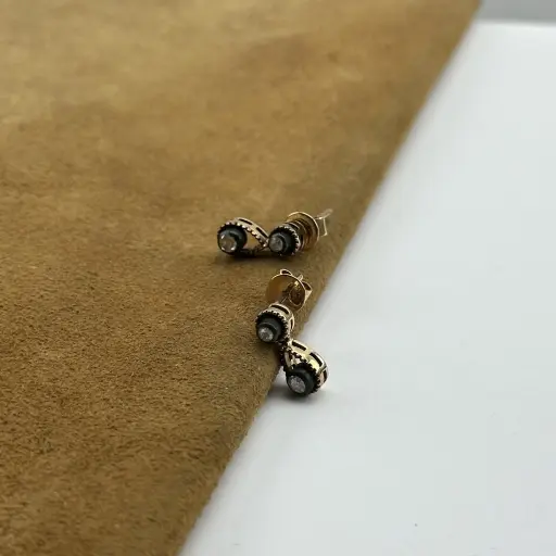 Blue Diamond Marka 2. El Pırlanta Taşlı Küpe