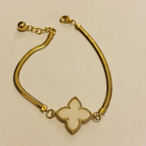 Beyaz Yoncalı Kenarları Balık Sırtı Bileklik 20Cm Uzunluğunda