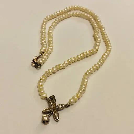 Antika Elmas Taşlı Kum İncili Minimal Kolye