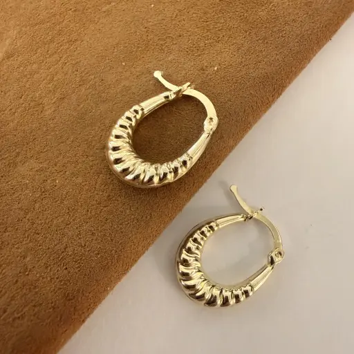 Minimal Desenli Küpe