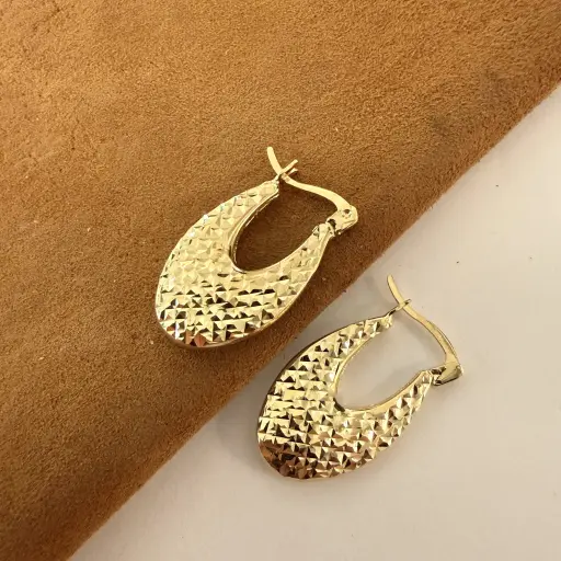 Oval Kalem Desenli Küpe