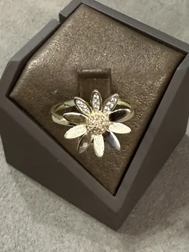 Çiçek Model Yüzük