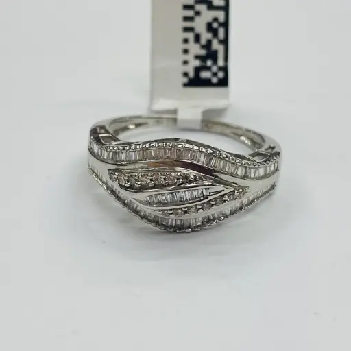 Vintage Tasarım Pırlanta Baget Taşlı Fantezi Yüzük